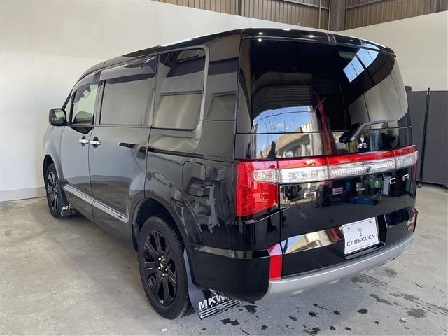 MITSUBISHI DELICA D:5 4WD 2019