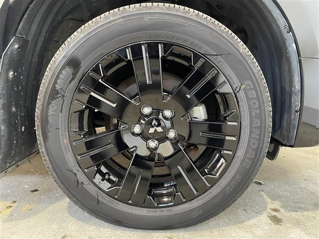 MITSUBISHI DELICA D:5 4WD 2019