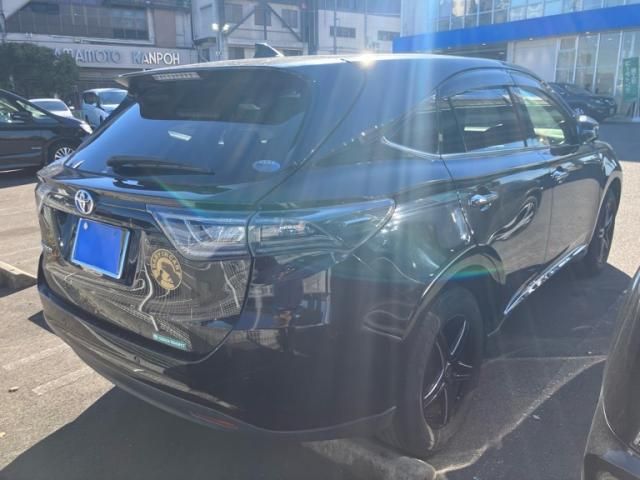 TOYOTA HARRIER 2WD 2016