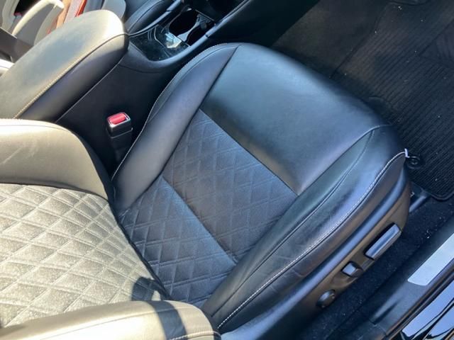 TOYOTA HARRIER 2WD 2016