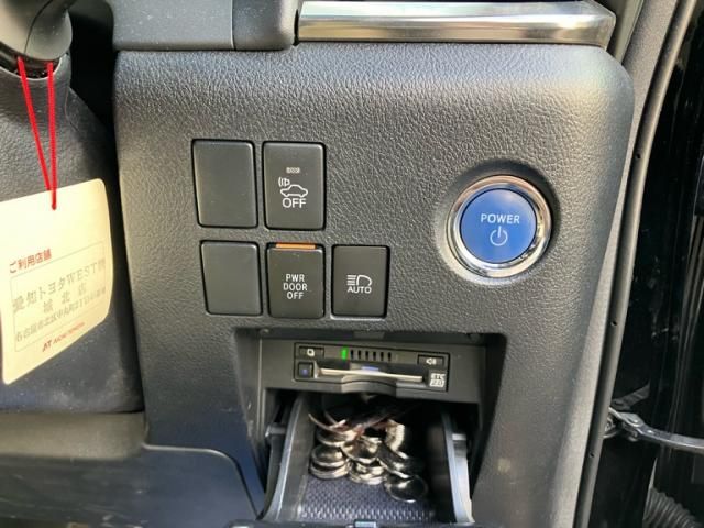 TOYOTA ALPHARD hybrid 4WD 2018