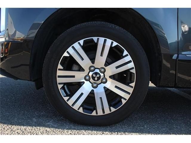 MITSUBISHI DELICA D:5 4WD 2023