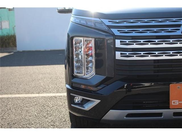 MITSUBISHI DELICA D:5 4WD 2023