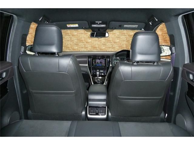 TOYOTA HARRIER HYBRID 2015