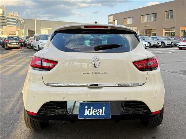 RENAULT RENAULT LUTECIA 2016