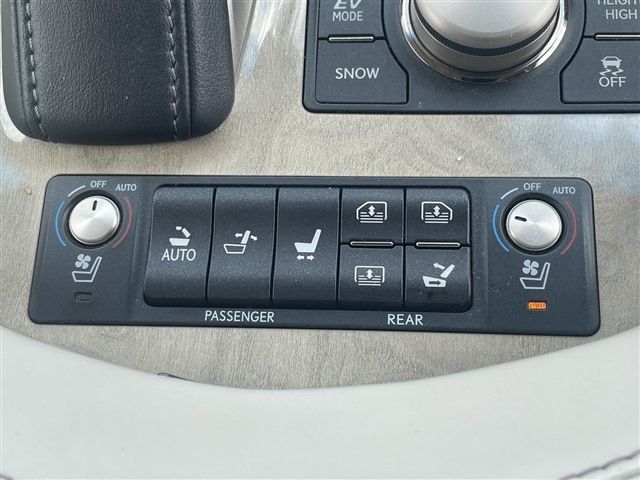 TOYOTA LEXUS LS600h 2015