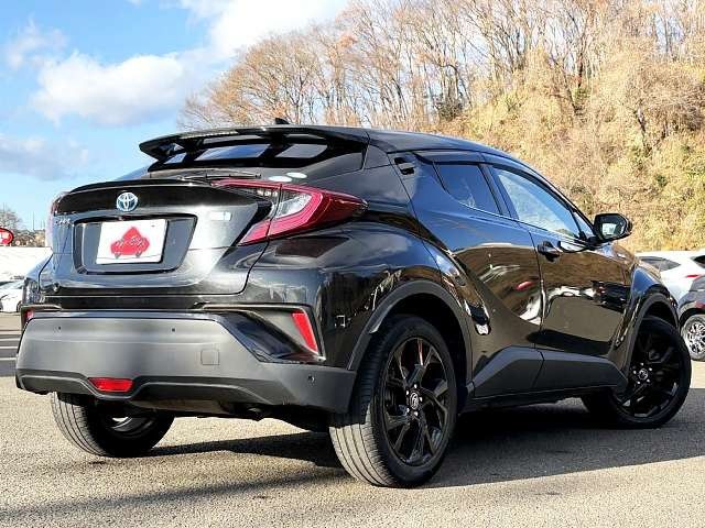 TOYOTA C-HR 2019