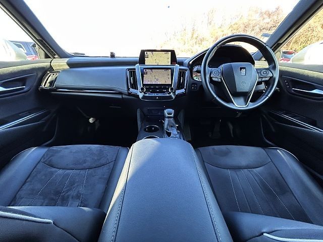 TOYOTA CROWN sedan hybrid 2019