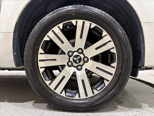 MITSUBISHI DELICA D:5 4WD 2019