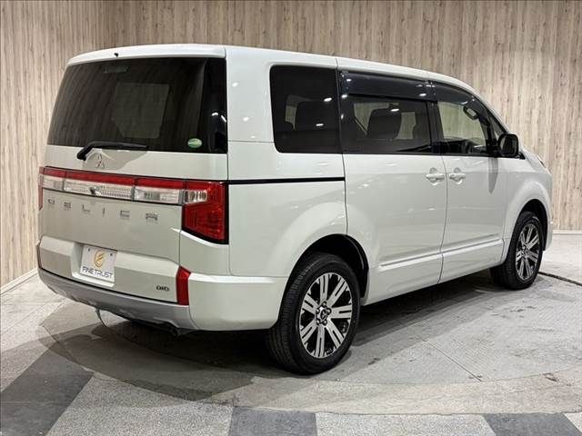 MITSUBISHI DELICA D:5 4WD 2019
