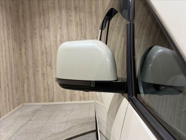 MITSUBISHI DELICA D:5 4WD 2019