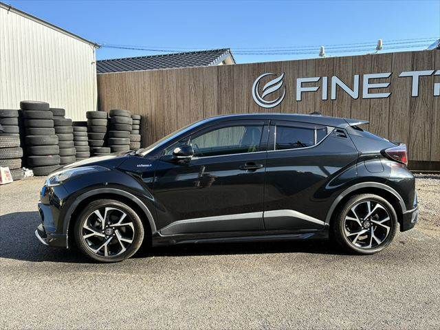 TOYOTA C-HR 2017