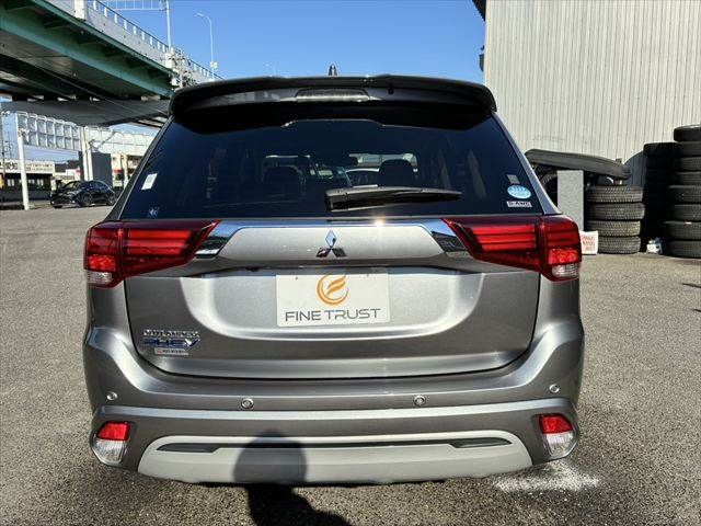 MITSUBISHI OUTLANDER PHEV 2018