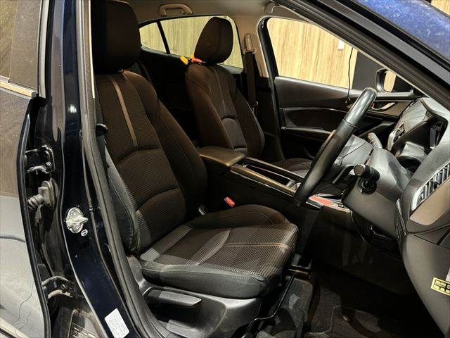 MAZDA AXELA SPORTS 2017