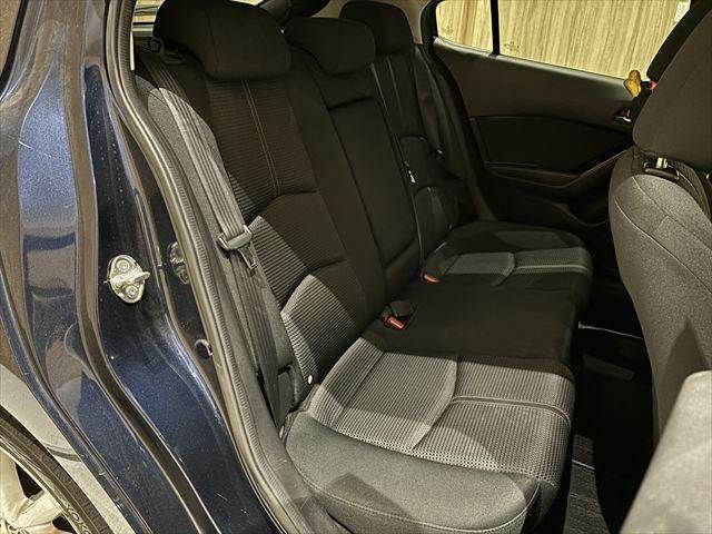 MAZDA AXELA SPORTS 2017