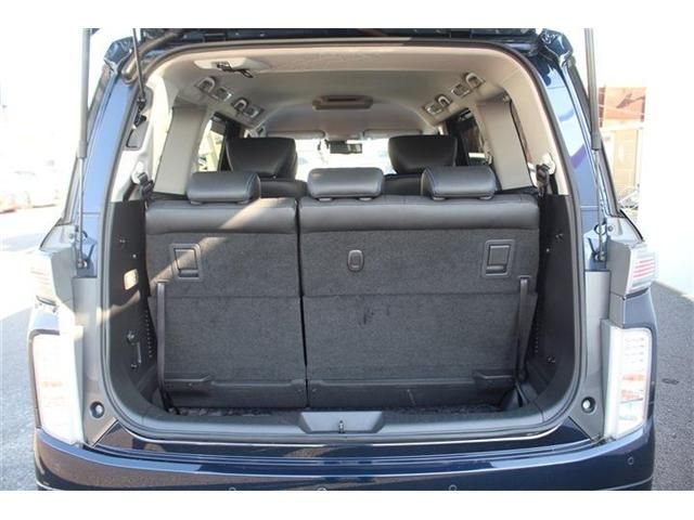 NISSAN ELGRAND  4WD 2023