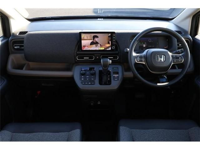 HONDA FREED e:HEV 2025