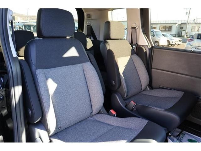 HONDA FREED e:HEV 2025