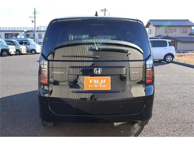 HONDA FREED e:HEV 2025
