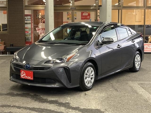 TOYOTA PRIUS 2019