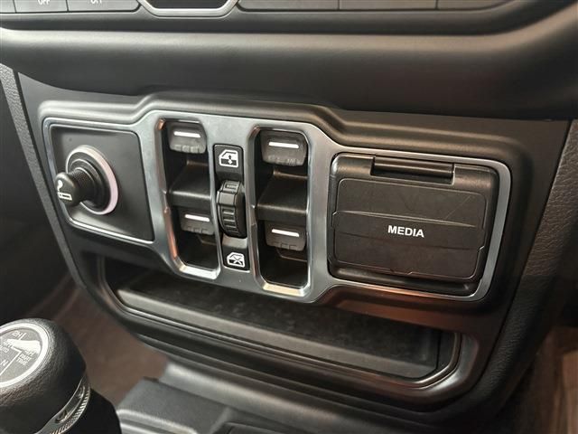 JEEP JEEP WRANGLER UNLIMITED 2021