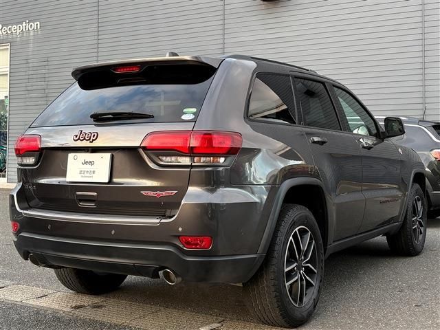 JEEP JEEP GRAND CHEROKEE 2019