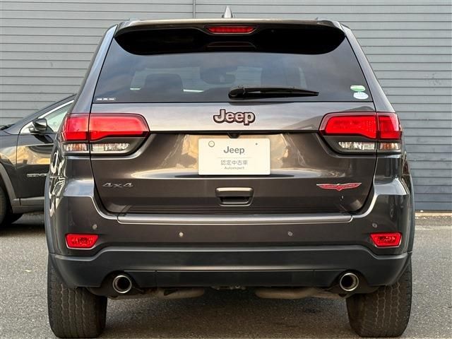 JEEP JEEP GRAND CHEROKEE 2019