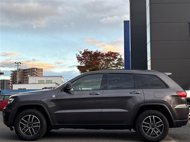 JEEP JEEP GRAND CHEROKEE 2019