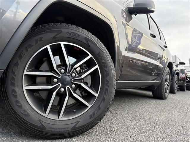 JEEP JEEP GRAND CHEROKEE 2019