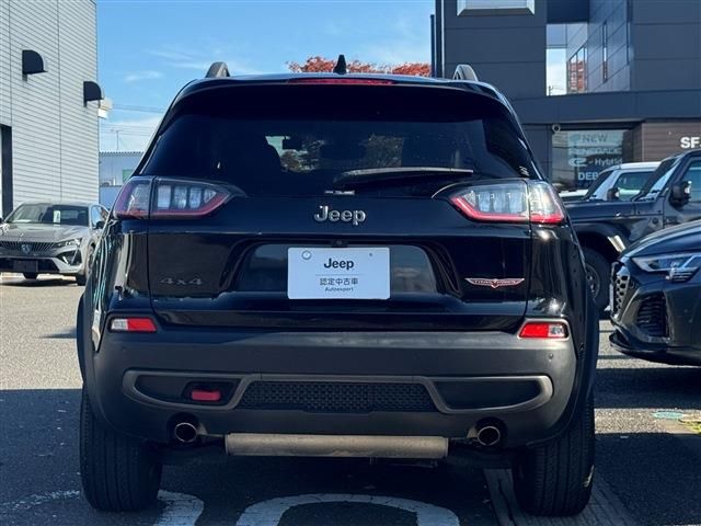 JEEP JEEP CHEROKEE 2019