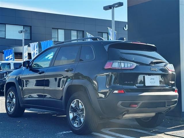 JEEP JEEP CHEROKEE 2019