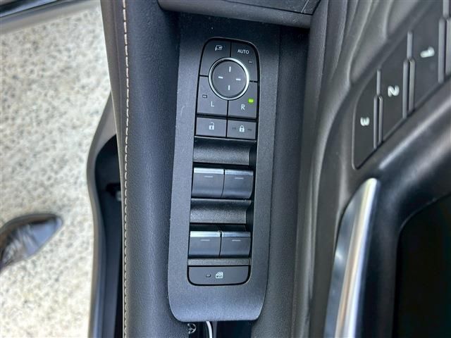 TOYOTA ALPHARD hybrid 2024