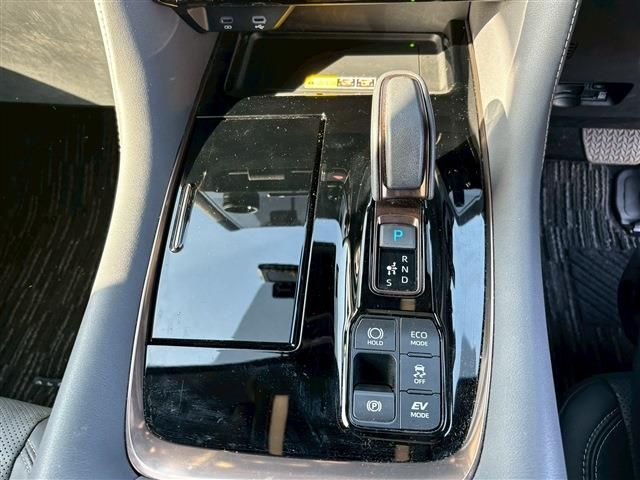 TOYOTA ALPHARD hybrid 2024