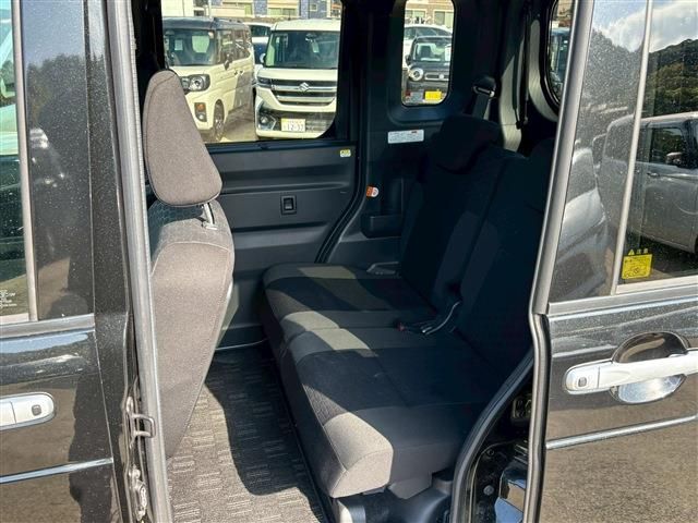 TOYOTA PIXIS MEGA 2020