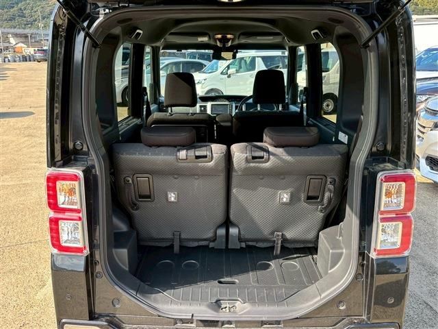 TOYOTA PIXIS MEGA 2020