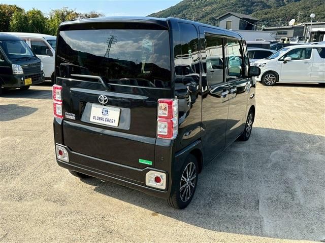 TOYOTA PIXIS MEGA 2020