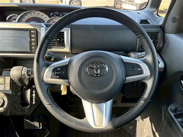 TOYOTA PIXIS MEGA 2020