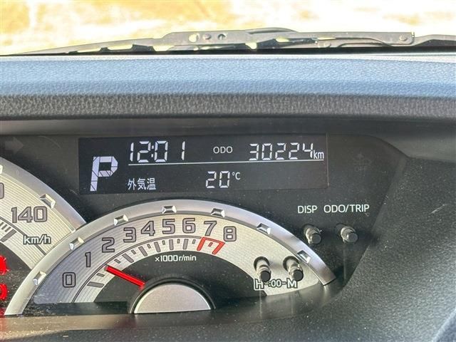 TOYOTA PIXIS MEGA 2020