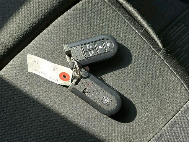 TOYOTA PIXIS MEGA 2020