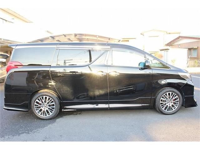 TOYOTA ALPHARD 2016