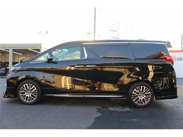 TOYOTA ALPHARD 2016