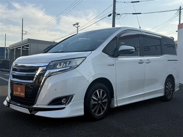 TOYOTA ESQUIRE HYBRID 2017