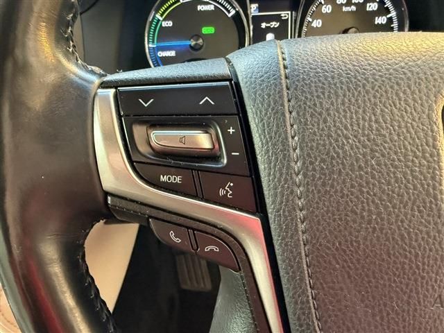 TOYOTA CROWN MAJESTA HYBRID 2017