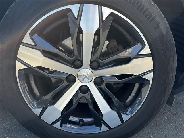 PEUGEOT PEUGEOT 3008 2018