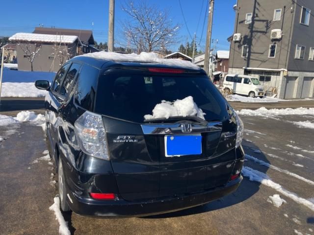 HONDA FIT SHUTTLE HYBRID 2012