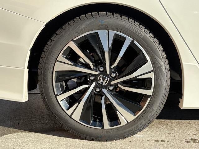 HONDA ACCORD HYBRID 2017