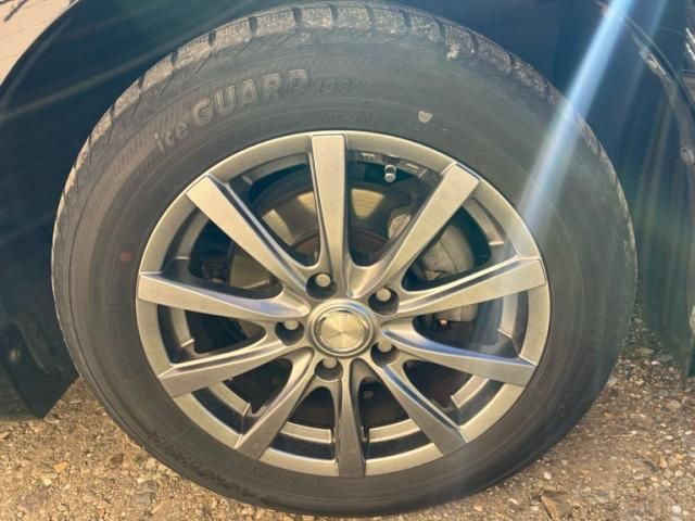 TOYOTA PRIUS Alpha 2017