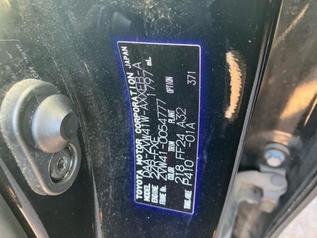 TOYOTA PRIUS Alpha 2017