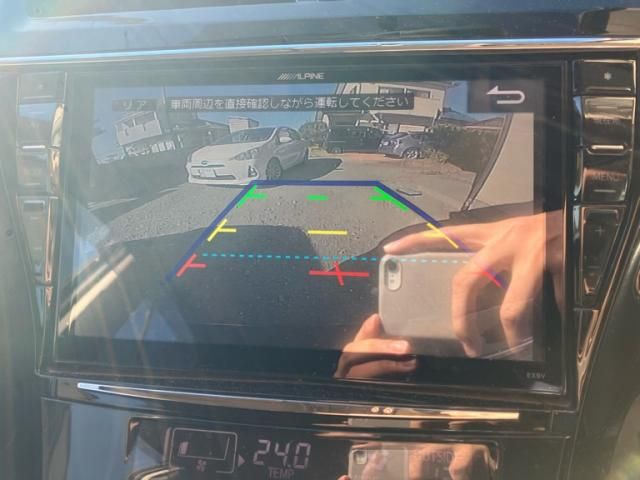 TOYOTA PRIUS Alpha 2017