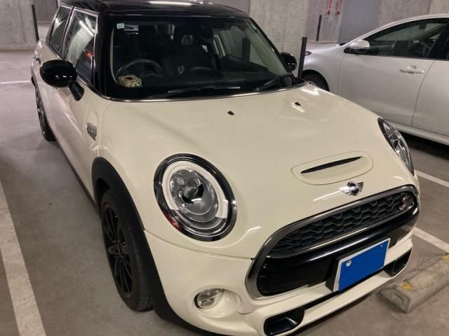 BMW BMW MINI COOPER SD 5DOOR 2017